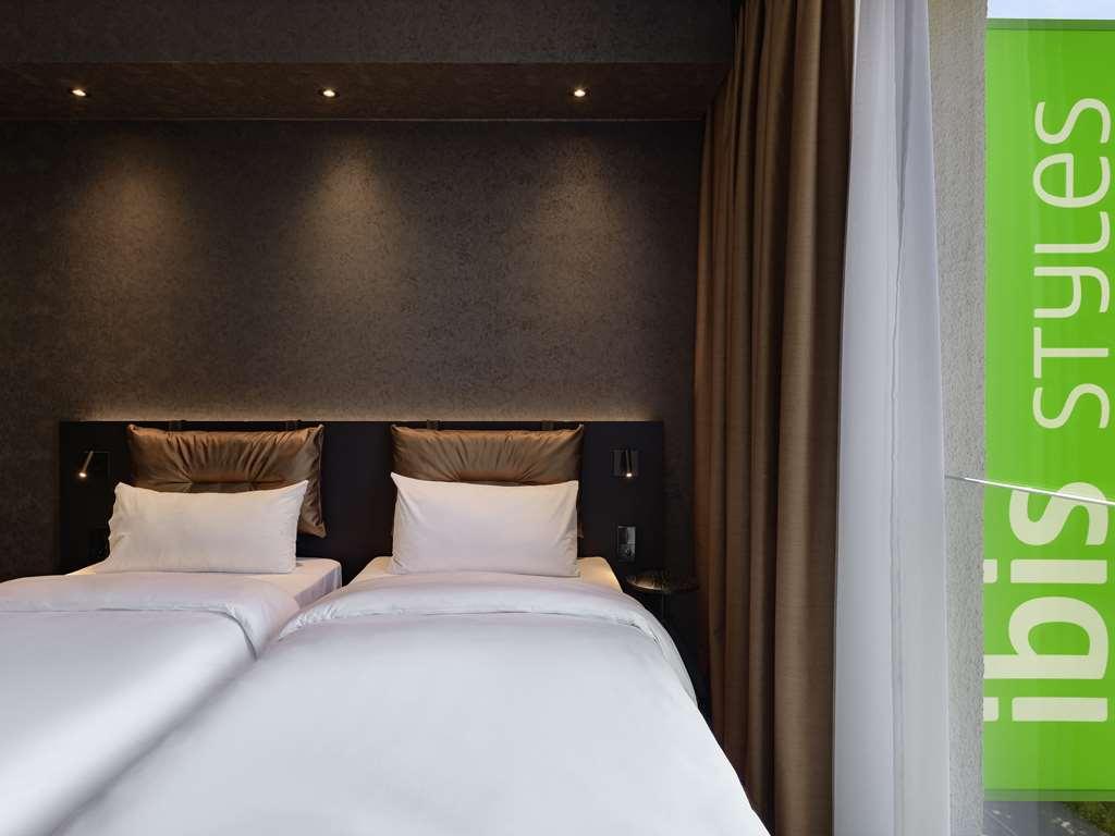 Ibis Styles Friedrichshafen Hotel Værelse billede